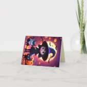 Niedliche kleine Hexe mit Katzen und Kürbissen, na Karte (Vorderseite)