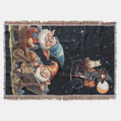 Niedliche kleine Hexe und glückliche Gnome werfen Decke (Vorderseite)