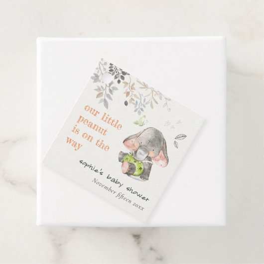 Niedliche kleine Peanut Elephant Foliage Babydusch Geschenkanhänger (Beispiel)
