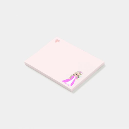Niedliche kleine Prinzessin in hellrosa Post-it Klebezettel (angewinkelt)