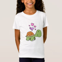 Niedliche kleine Schildkröte mit Liebe-Herz-T -