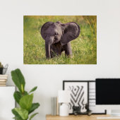 Niedliche Kleintiere | Baby Elephant Kenya Africa Poster (Heimbüro)