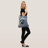 Niedliche Kleintiere | Baby-Siegel Tasche (Am Model)