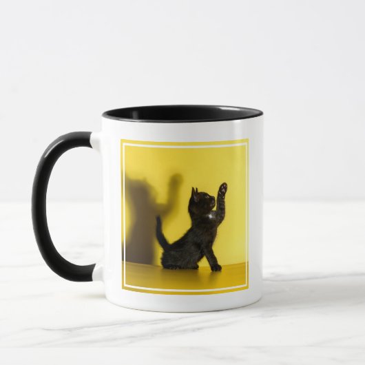 Niedliche Kleintiere | Black Cat Playing Tasse (Links)