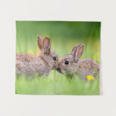 Niedliche Kleintiere | Bunny Kiss Wandteppich (Vorderseite (Horizontal))