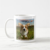 Niedliche Kleintiere | Corgi in Cloudy Yard Kaffeetasse (Links)