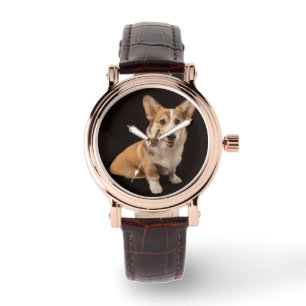 Niedliche Kleintiere   Corgi-Portrait auf Schwarz Armbanduhr