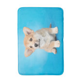 Niedliche Kleintiere | Corgi Puppy auf blau Badematte (Vorderseite Vertikal)