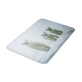 Niedliche Kleintiere | Drei junge Polarbären Badematte (Schrägansicht)