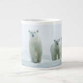 Niedliche Kleintiere | Drei junge Polarbären Jumbo-Tasse (Vorderseite)