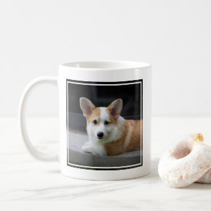 Niedliche Kleintiere   Entspannende Corgi Welpe Kaffeetasse