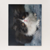 Niedliche Kleintiere | Fluffy B&W Kitten Puzzle (Vertikal)