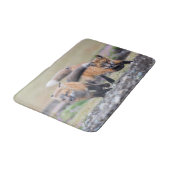 Niedliche Kleintiere | Fox-Jungtiere im Spiel Badematte (Schrägansicht)