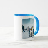 Niedliche Kleintiere | Fütternd Baby Pinguin Tasse (VorderseiteRechts)