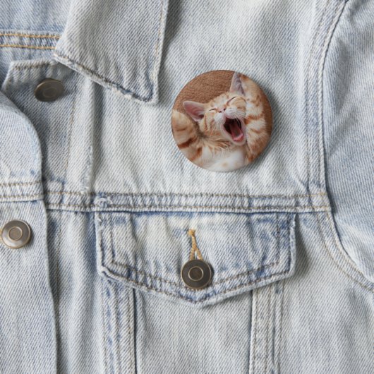 Niedliche Kleintiere | Ginger Kitten Yawning Button (Beispiel)