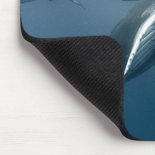 Niedliche Kleintiere | Humpback Whale Calf Mousepad (Ecke)