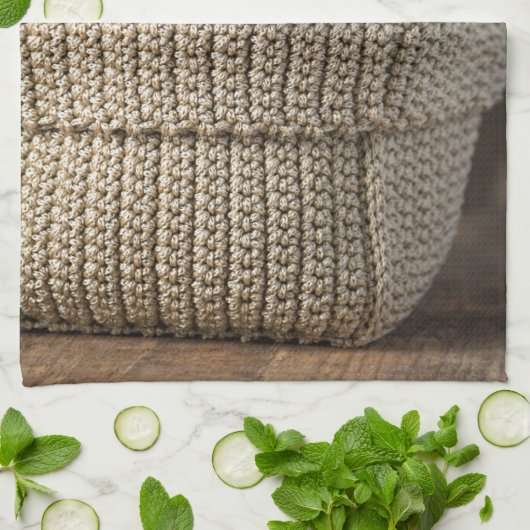 Niedliche Kleintiere | Igel in einem Korb Geschirrtuch (Gefaltet)