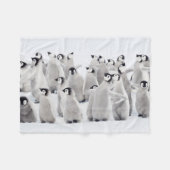 Niedliche Kleintiere | Kaiser Penguin Chicks Fleecedecke (Vorderseite (Horizontal))