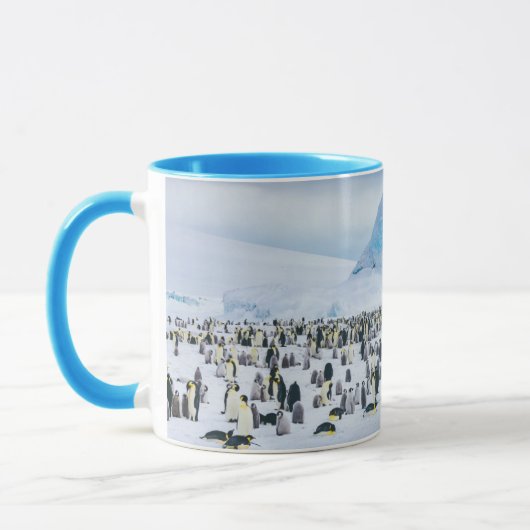 Niedliche Kleintiere | Kaiser-Pinguin-Kolonie Tasse (Links)