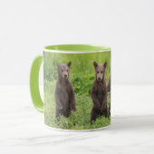 Niedliche Kleintiere | Kamchatka Brown Bear Cubs Tasse (Vorderseite Links)