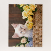 Niedliche Kleintiere | Kätzchen und Gelbe Rosen Puzzle (Vertikal)