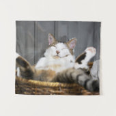 Niedliche Kleintiere | Katze im Bett Wandteppich (Vorderseite (Horizontal))