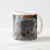 Niedliche Kleintiere | Koala und Joey Jumbo-Tasse (Vorderseite Rechts)
