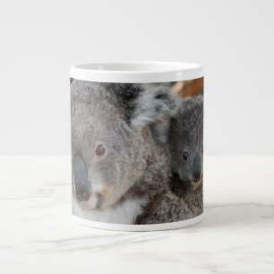 Niedliche Kleintiere   Koala und Joey Jumbo-Tasse