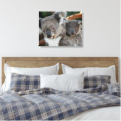 Niedliche Kleintiere | Koala und Joey Leinwanddruck (Insitu (Schlafzimmer))