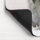 Niedliche Kleintiere | Licking Tabby Kitten Mousepad (Ecke)