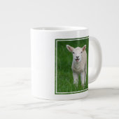 Niedliche Kleintiere | Lil Lamb Jumbo-Tasse (Vorderseite Rechts)