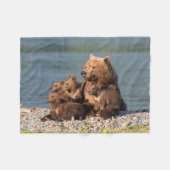 Niedliche Kleintiere | Mutter Bären & Cubs Fleecedecke (Vorderseite (Horizontal))