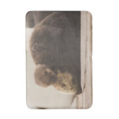 Niedliche Kleintiere | Neugeborene Otter Pup Badematte (Vorderseite Vertikal)