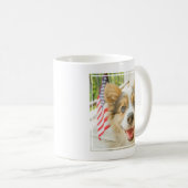 Niedliche Kleintiere | Patriotic Corgi Puppy Kaffeetasse (VorderseiteRechts)