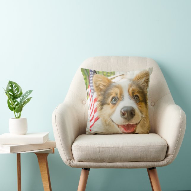 Niedliche Kleintiere | Patriotic Corgi Puppy Kissen (Stuhl )