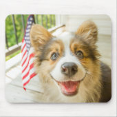 Niedliche Kleintiere | Patriotic Corgi Puppy Mousepad (Vorne)