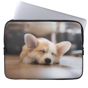 Niedliche Kleintiere   Sleepy Corgi Laptopschutzhülle