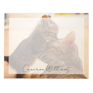 Niedliche Kleintiere Tabby Kitten Kiss Notizblock
