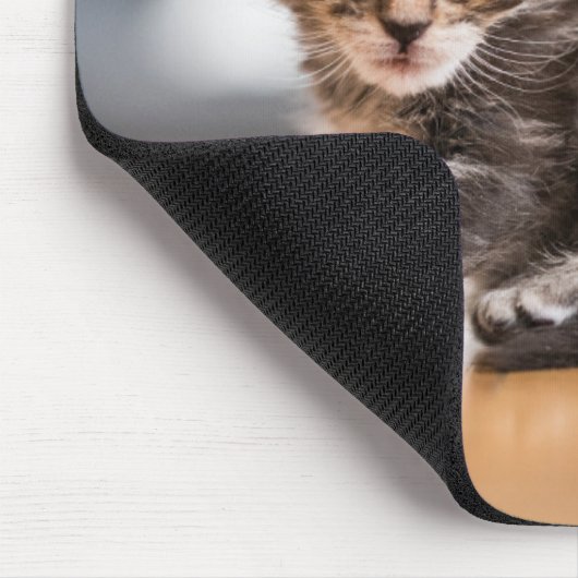Niedliche Kleintiere | Tiny Tabby Kitten Mousepad (Ecke)