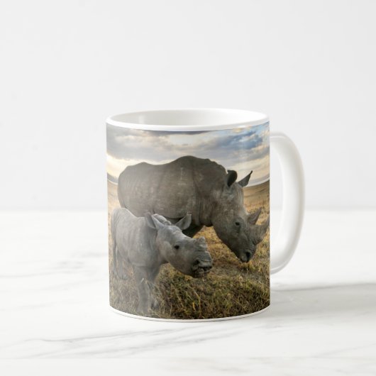 Niedliche Kleintiere | Weißer Rhino und Kalb Kaffeetasse (VorderseiteRechts)