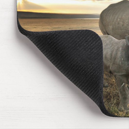 Niedliche Kleintiere | Weißer Rhino und Kalb Mousepad (Ecke)