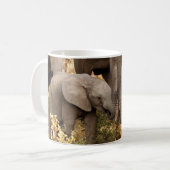 Niedliche Kleintiere | Zwei junge Elefanten Kaffeetasse (Vorderseite Links)