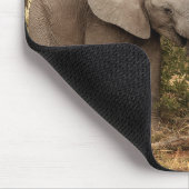 Niedliche Kleintiere | Zwei junge Elefanten Mousepad (Ecke)