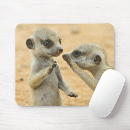 Niedliche Kleintiere | Zwei junge Meerkats Mousepad (Mit Mouse)