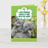 Niedliche Koala-Bären verbringen Zeit zusammen Karte (Gelbe Blume)