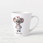 Niedliche Koala Bear Nurse Personalisiert Milchtasse (Rechts)