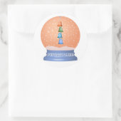 Niedliche Kreatur Kinderschneekugel Runder Aufkleber (Tasche)