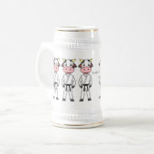 Niedliche Kuh in Kung Fu Anzug Cartoon Bierglas (Vorderseite Links)