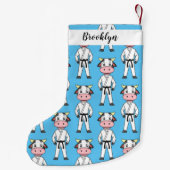 Niedliche Kuh in Kung Fu Anzug Cartoon Kleiner Weihnachtsstrumpf (Rückseite)