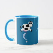 Niedliche Kühe, die über den Mond springen Tasse (Links)